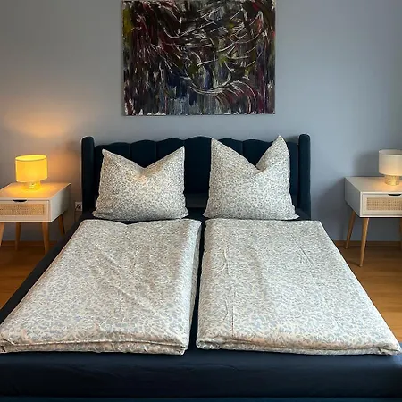 Апартаменты Elegante Designwohnung Mit Balkon 15min Airport Und Parken *